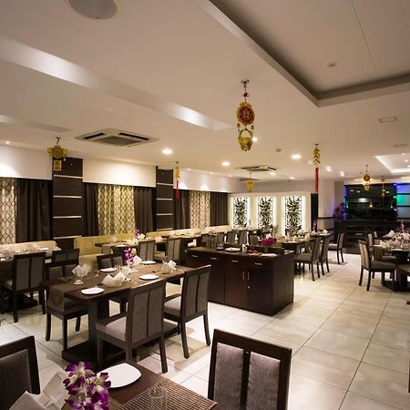 Hotel Central Park Siliguri Ngoại thất bức ảnh